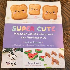 Super Cute Meringue Cookies, Macarons and Marshmallows - Purple